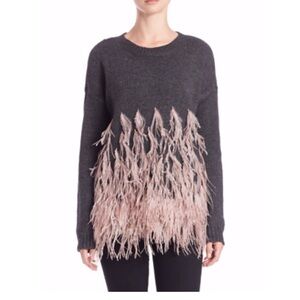 ELIZABETH AND JAMES Grey with Pink Ostrich Feather Trim Sweater size medium